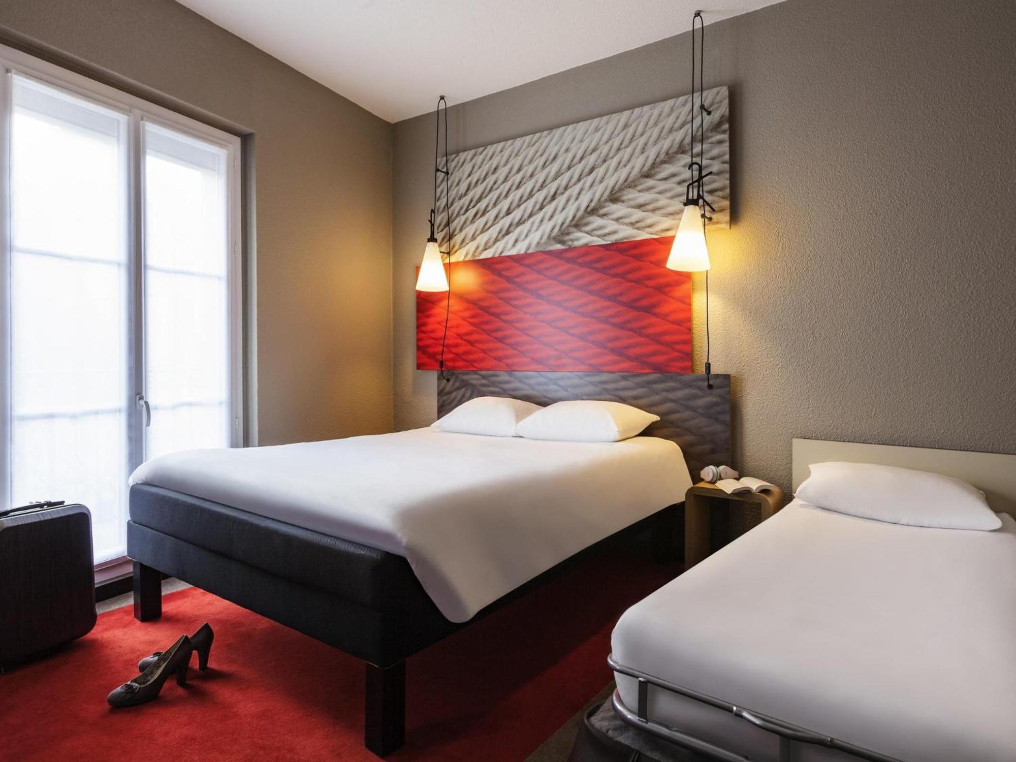 Standard Double Room One Double One Single Bed Non-Smoking